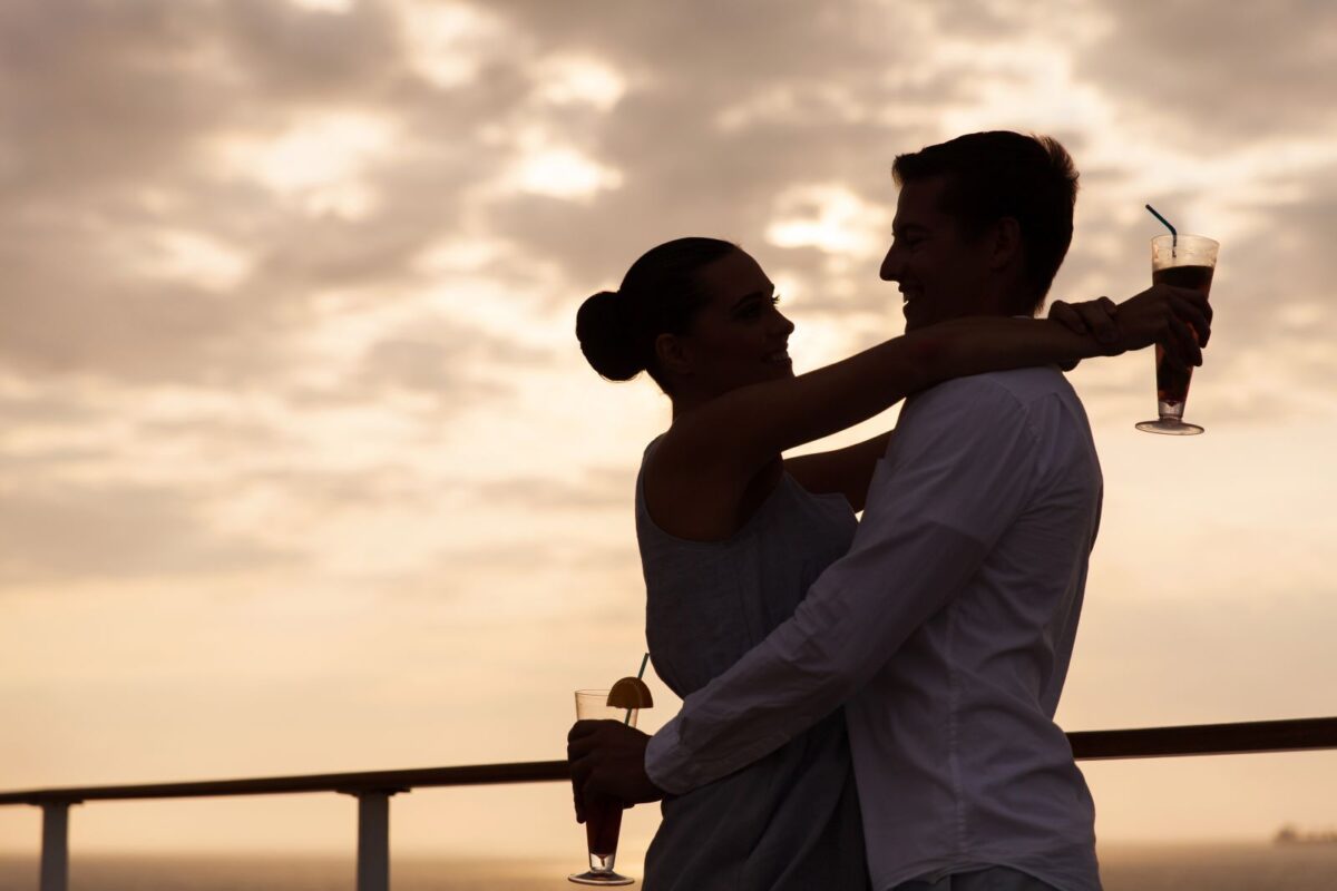 couple on a sunset cruise